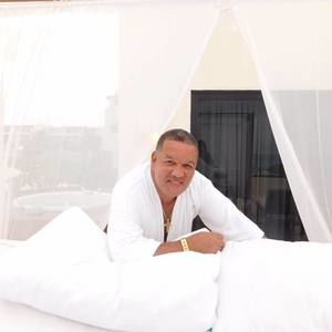 Meet your Posher, Angel